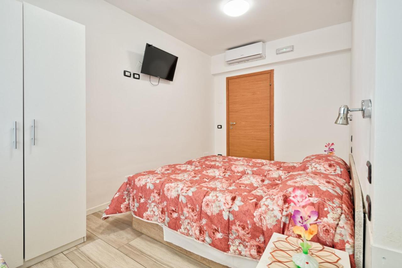 فندق Venice Pink House مارغيرا المظهر الخارجي الصورة